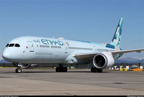 Etihad Airways Boeing B787 10 .